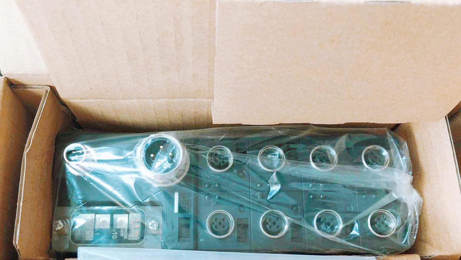 DRT2-OD08C-1 Remote Output Terminal with Relay