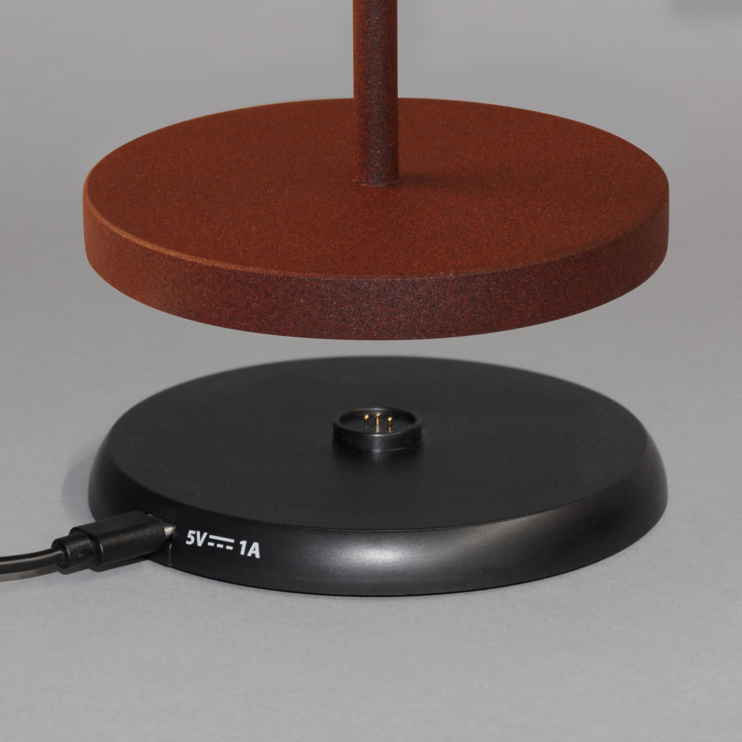 Outdoor Akku Tischlampe COSENZA Rostfarben ohne Kabel mit USB Anschluss & Ladestation