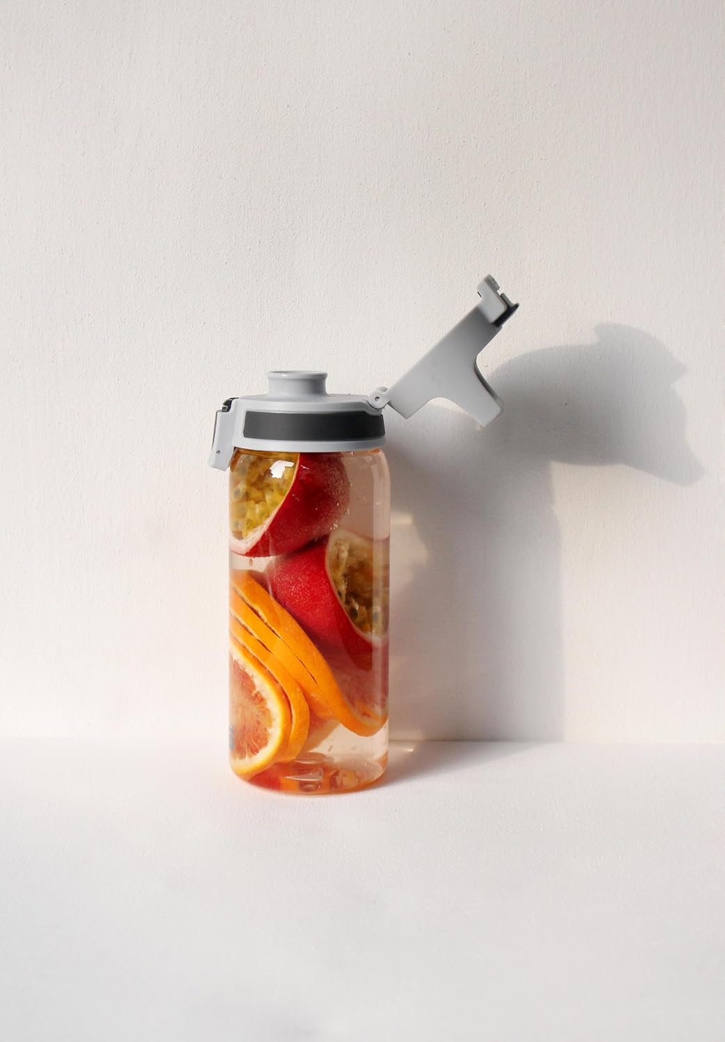 シグ(SIGG) Sig 50443 Outdoor Water Bottle, Total Clear One, My Planet, Aqua, 0.75 L