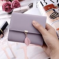 Vista 181 de UTO - Cartera pequeña RFID de piel sintética con dije de hoja, cierre de cremallera y tarjetero.