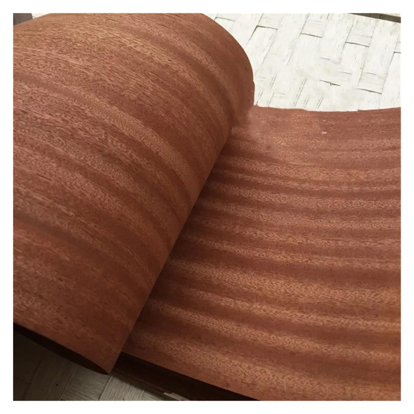 Rzeźba drewno naturalne prawdziwe drewno fornir w plasterkach Sapele 0,2 mm forniry meblowe okleina krawędziowa 26 * 250 cm (szer. x dł.) drewniane patyczki (2 szt. 26 x 250 cm)