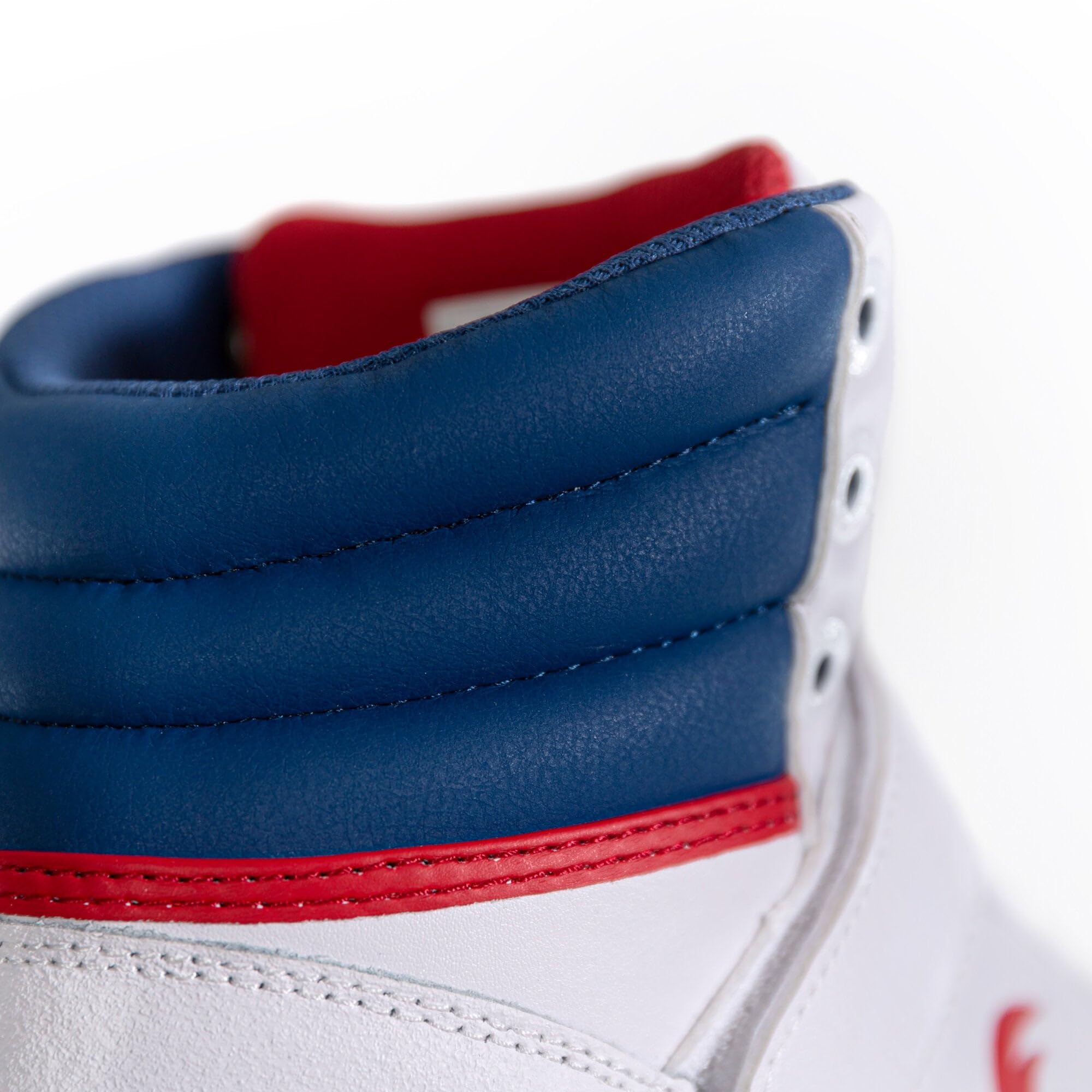 Chaya Rollschuhe Jump 2.0 - Roller Skates für Damen und Herren im Retro-Look für Roller-Disco - Roll-Schuhe in Weiß/Blau
