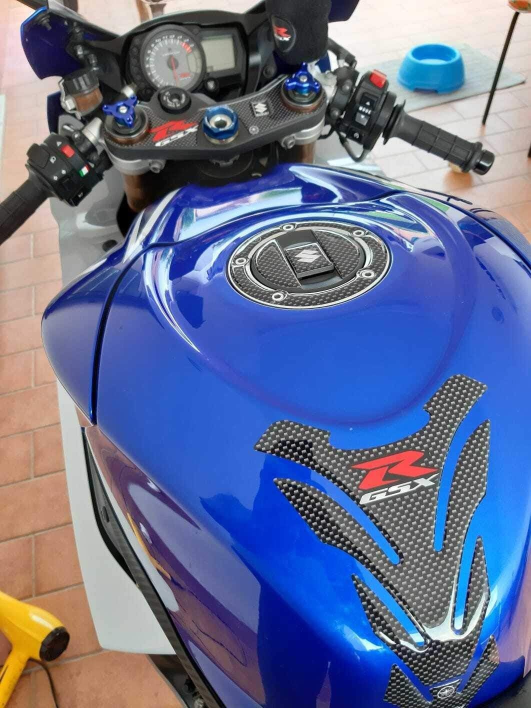 labelbike - 3D Stickers Motorcycle Fuel Tank and Steering Fork Plate Kit of Protections and Decorations in Resin Compatible with Suzuki GSX-R 600-750 2006-2016 and GSX-R 1000 2007-2008