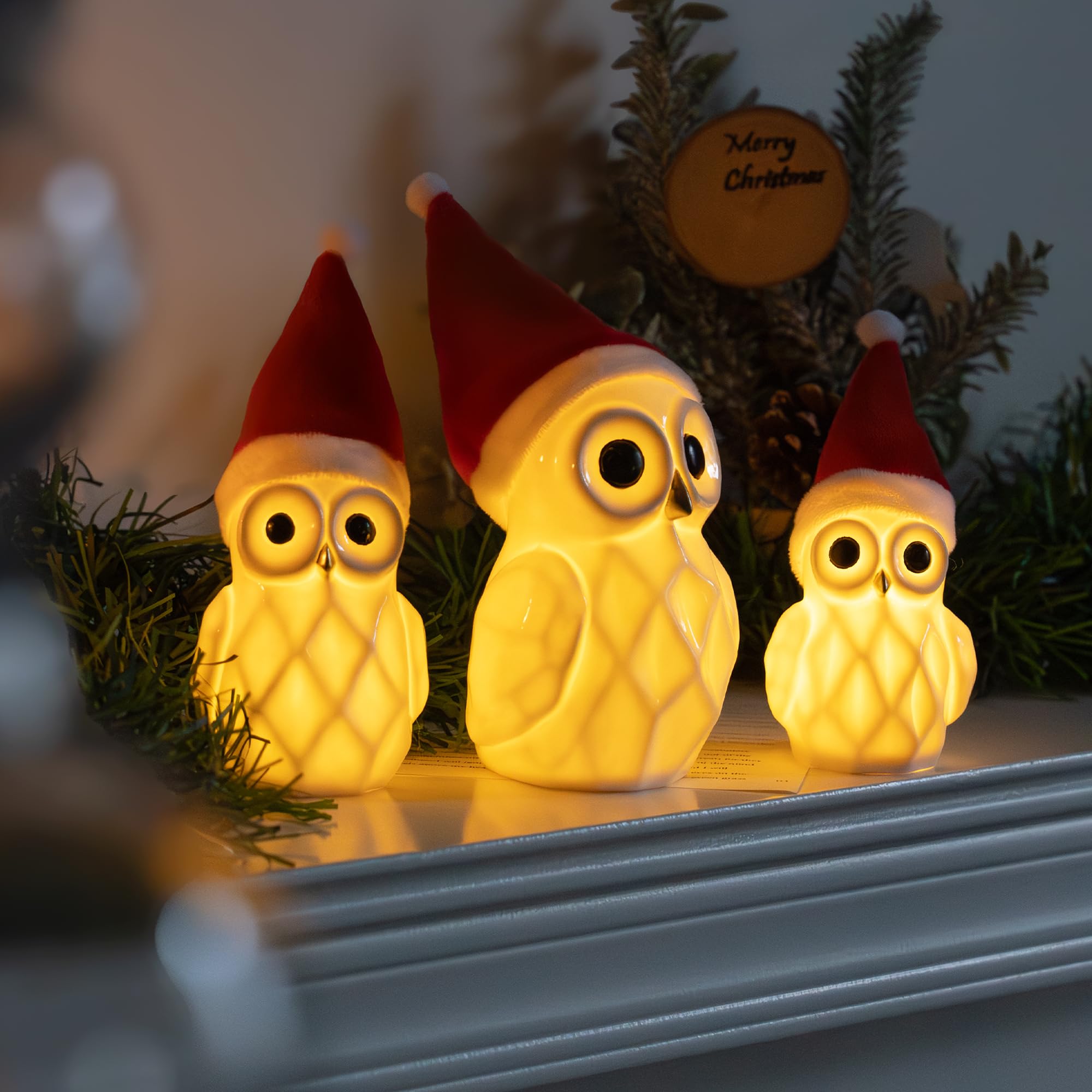 NEROSUN Statuette natalizie illuminate a forma di gufo, confezione da 3 pezzi, in ceramica bianca, con luci a LED, centrotavola da tavolo, decorazioni natalizie per tavolo, camino, armadio