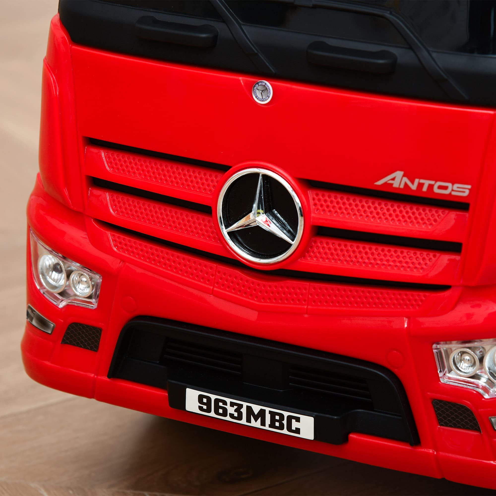 HOMCOM Pojazd ciężarówka z światłem 62,5x28,5x45cm Czerwony+Czarny | Samochód jezdny, Jeździk, Pojazd dziecięcy, Licencja Mercedes, dla dzieci 12-36 mies., Metal PP-Tworzywo