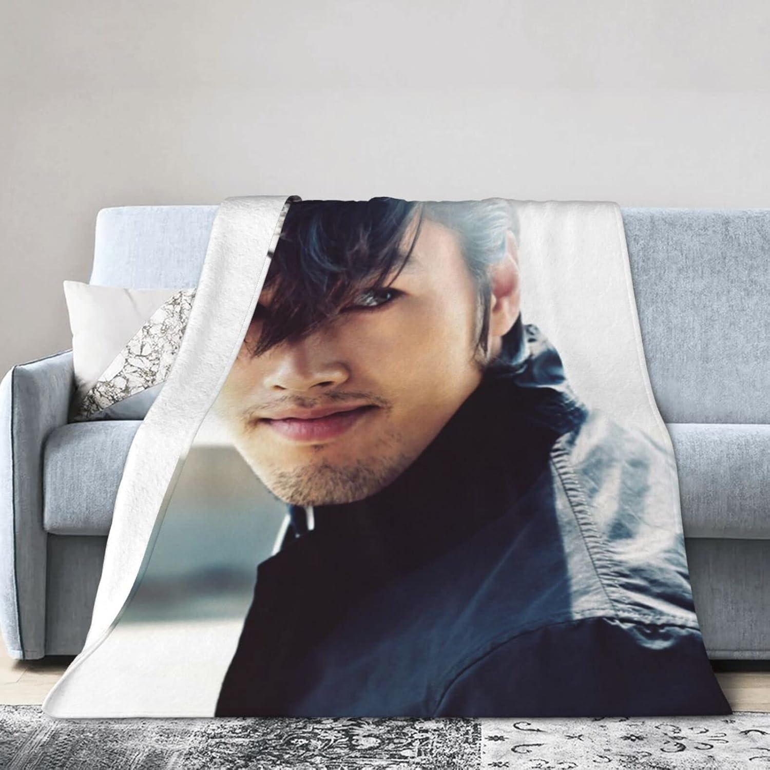 ヒョンビン おしゃれ フランネル ブランケット なめらかな肌触り 暖房対策 四季通用 軽量 薄手 暖かくて柔らかい 静電防止 ブラン