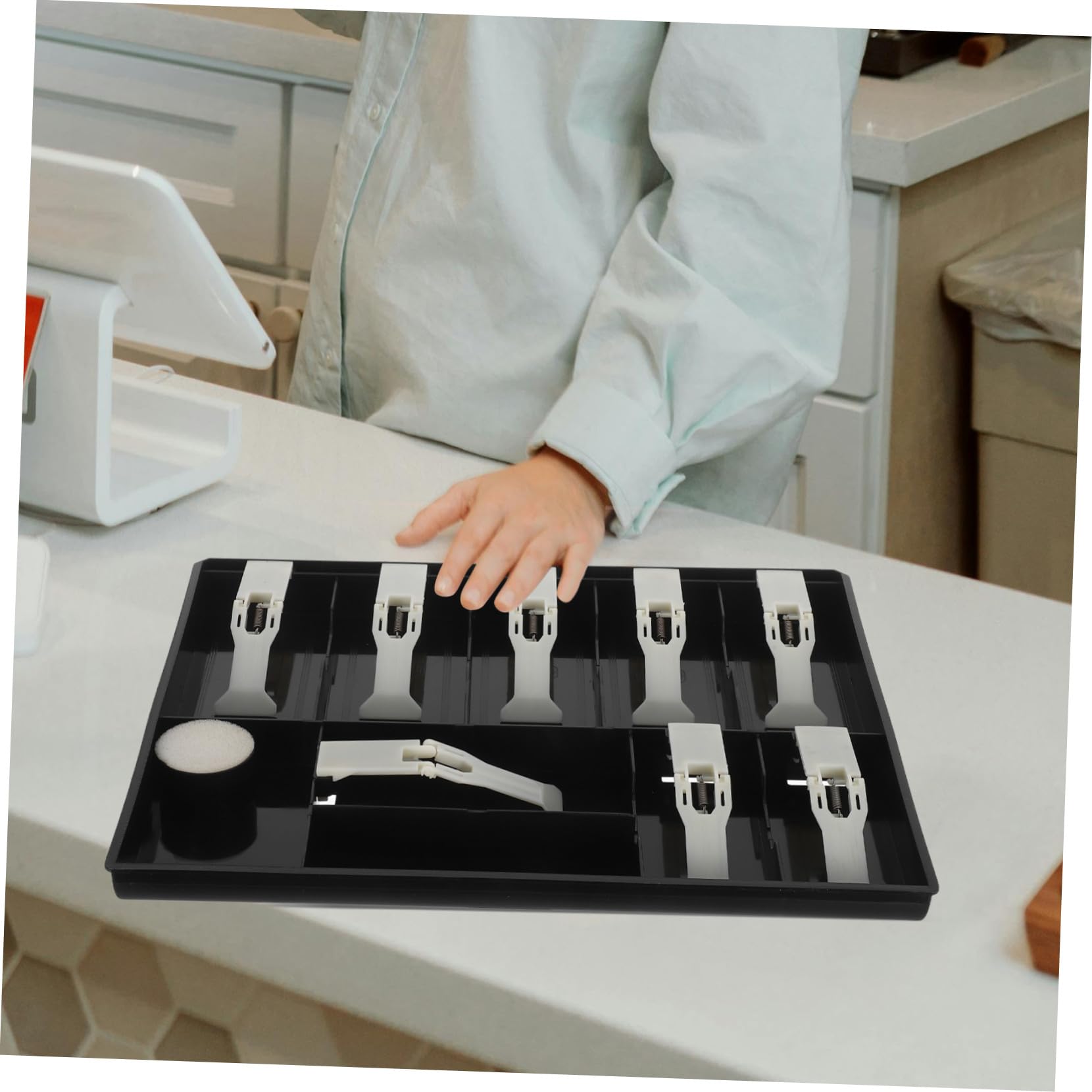 OSALADI Vassoio Portamonete a 9 Scomparti con Clip Organizer per Contanti e Monete per Negozi e Ufficio