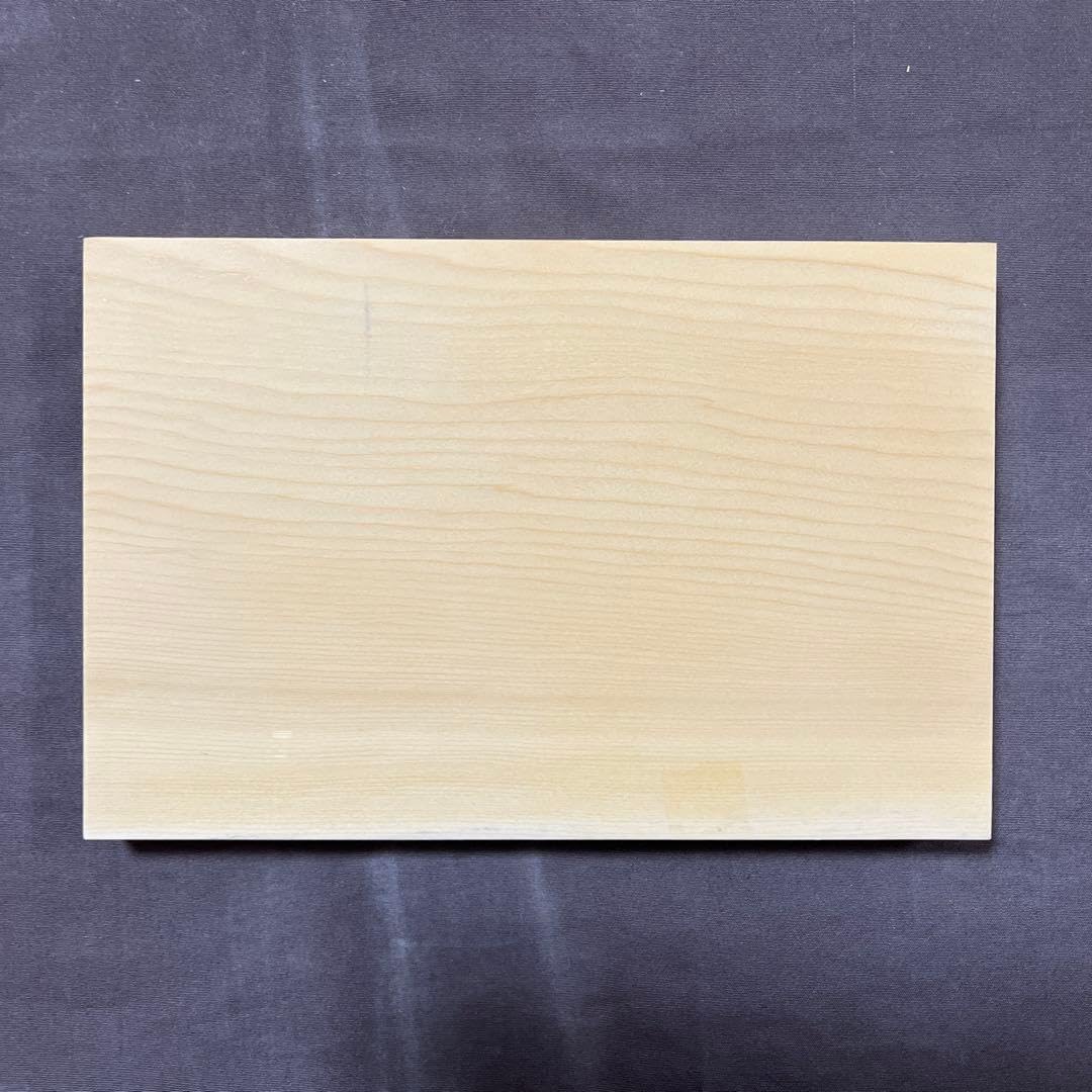 Amazon | 国産 榧(かや カヤ) 205mm×134mm×16mm まな板 №9533 | ノー