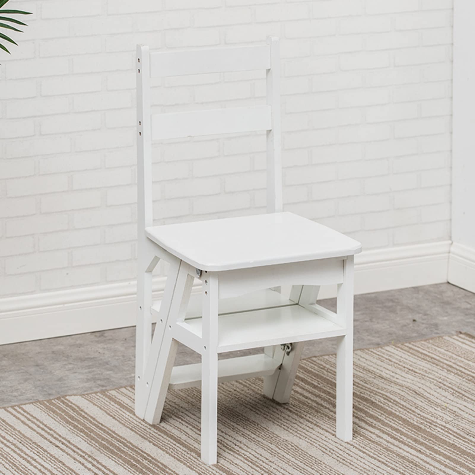 Taburete de paso plegable en madera con peldaños estables y diseño de tijera portátil
