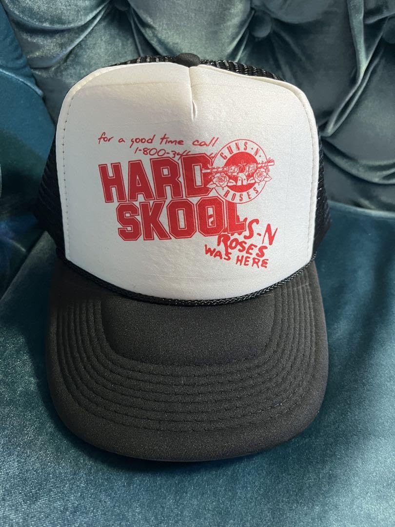 Amazon.co.jp: ガンズアンドローゼズ 公式キャップ : スポーツ＆アウトドア