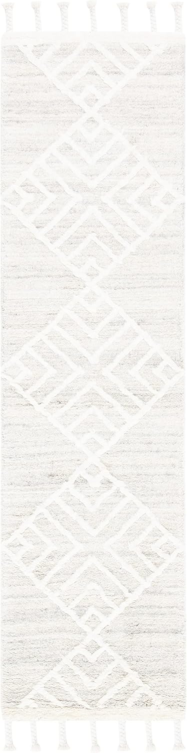 SAFAVIEH Casablanca Collection Runner Rug - 2'3" x 7', Beige & Ivory, Handmade Moroccan Tassel Wool, Ideal for High Traffic Areas in Living Room, Bedroom (CSB451B)
