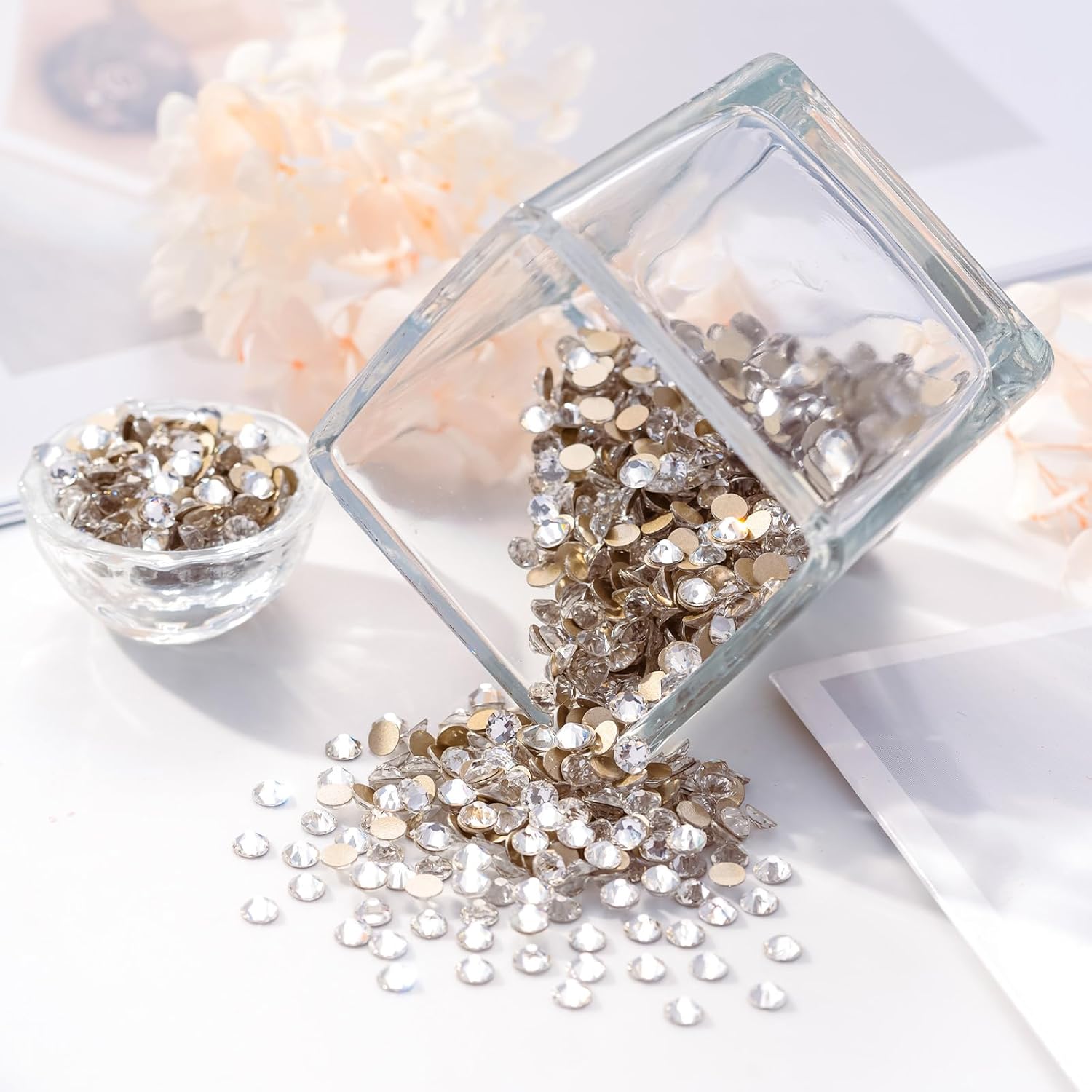 16 Facets Crystal Clear Flatback Rhinestones, Glass Rhinestones for Nail Art and Craft, Glue Fix, Loose Crystal Gemstones(Crystal, SS34, 288pcs, 7.1-7.3mm)