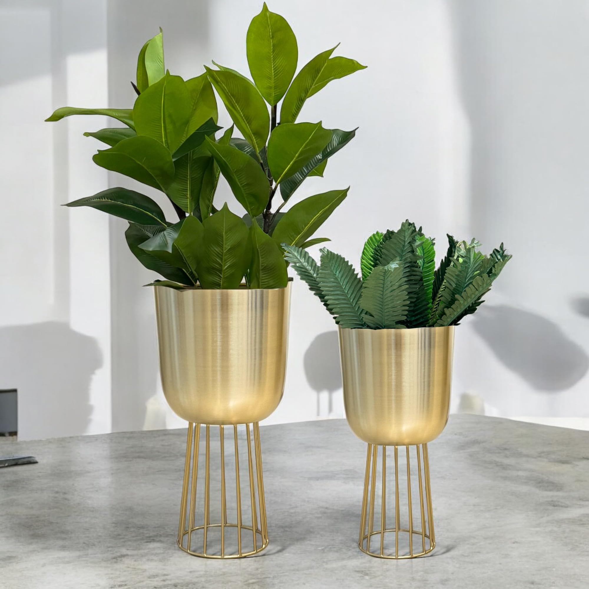 DECOR AVENUE Decorative Metal Floor Planters for Indoor Plants for Living Room | 20" & 17.5" (Height) x 10" & 9" (Diameter) | Modern Decorative Gold Planters and Flower Pots Set of 2 (Gold) (B0DFHLGGN4) Amazon Price History, Amazon Price Tracker