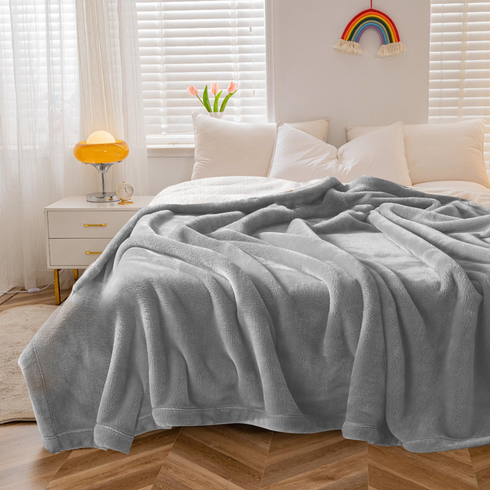 Haltune Waterproof and Stain Proof Blanket for Bed 230 * 203cm, Grey Bed Dry Guard Blanket, Gray Flannel & Sherpa Throw Blanket