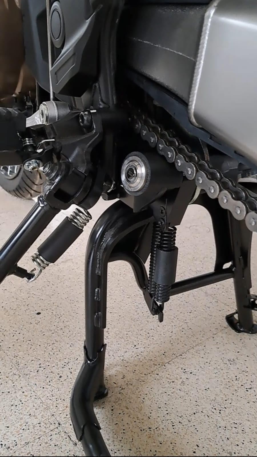 ANTIFURTO MECCANICO BLOCCA CAVALLETTO CENTRALE PER MOTO HONDA AFRICA TWIN IN ACCIAIO INOX E CHIAVE CODIFICATA - BLOCK BRAKE