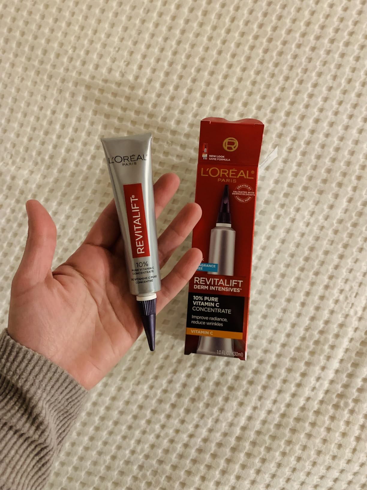 L'Oreal Paris Revitalift 10% Pure Vitamin C Face Serum for Brighter Skin & Reduced Wrinkles, Fragrance Free, 1 0z