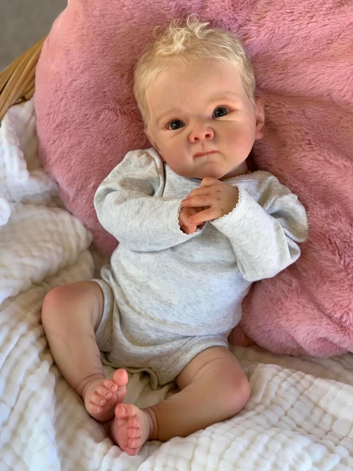 MAIHAO Reborn Babypuppe 19 Zoll - Lebensechte Handarbeit Mit Zubehör