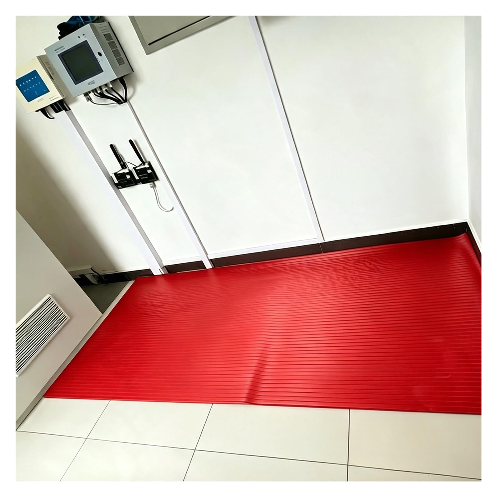 Alfombra Dieléctrica de Alta Tensión en Caucho, Tapete Aislante Eléctrico | Textura Antideslizante, Protección contra Descargas Eléctricas, Recortable, Personalizable(Red-T-3mm,L - 1 m)