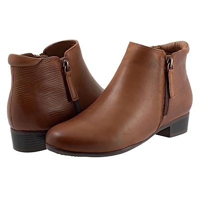 Trotters Major Embossed Women