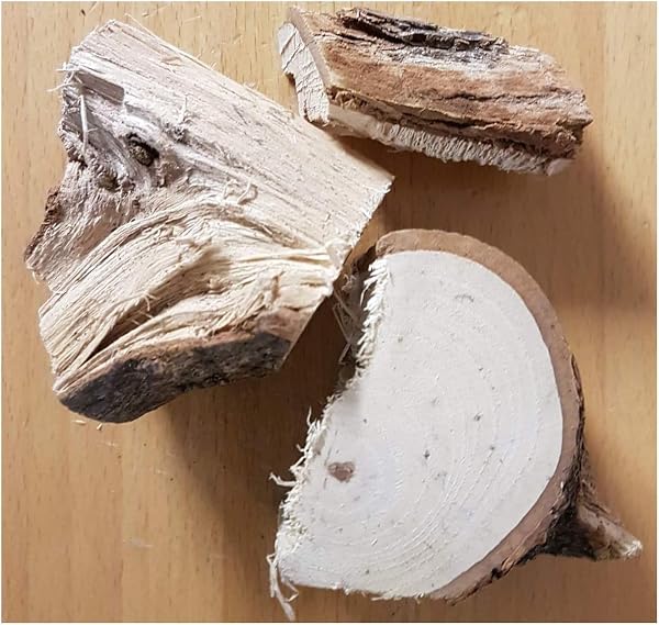 Weber Hickory Wood Chunks (1.5kg Pack) - for smoking poultry, pork, game & beef, intense, slightly sweet aroma, 100% natural wood (17619) - 2