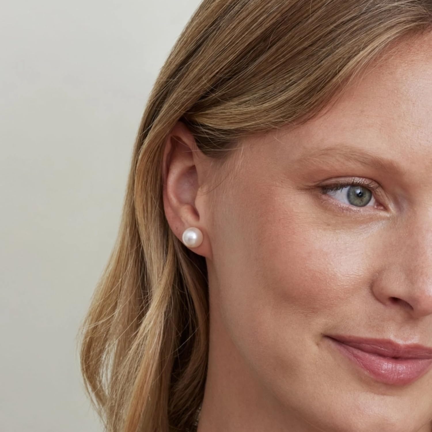 THE PEARL SOURCE Freshwater Real Pearl Stud Earrings for Women - 14K Gold Hypoallergenic with Genuine Cultured Pearls