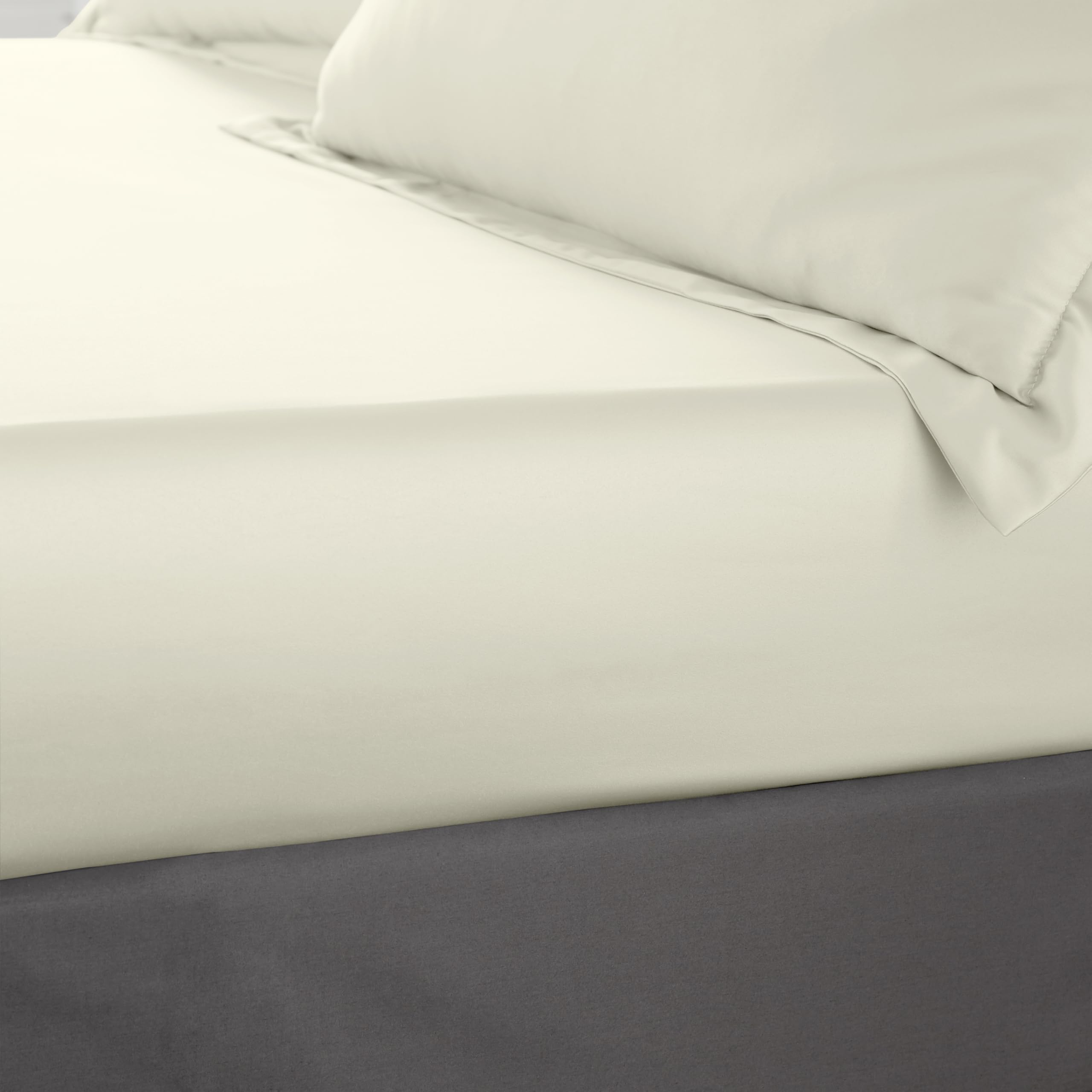 Catherine Lansfield Silky Soft Satin Super King Fitted Sheet Champagne Gold