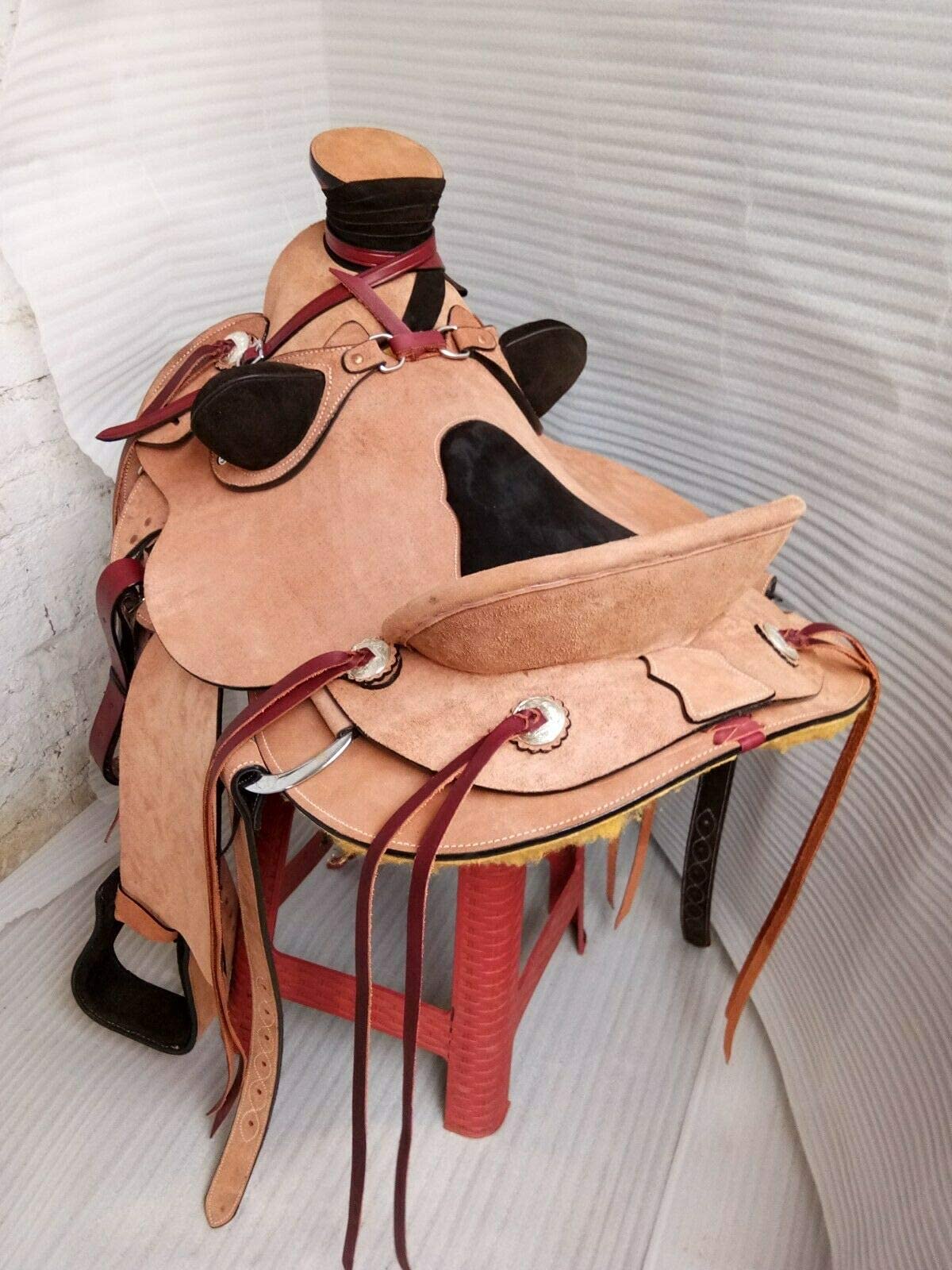 Equestrian Universe - Sella in pelle naturale ruvida da da esterno in pelle Western Heavy Duty Ranch Roper