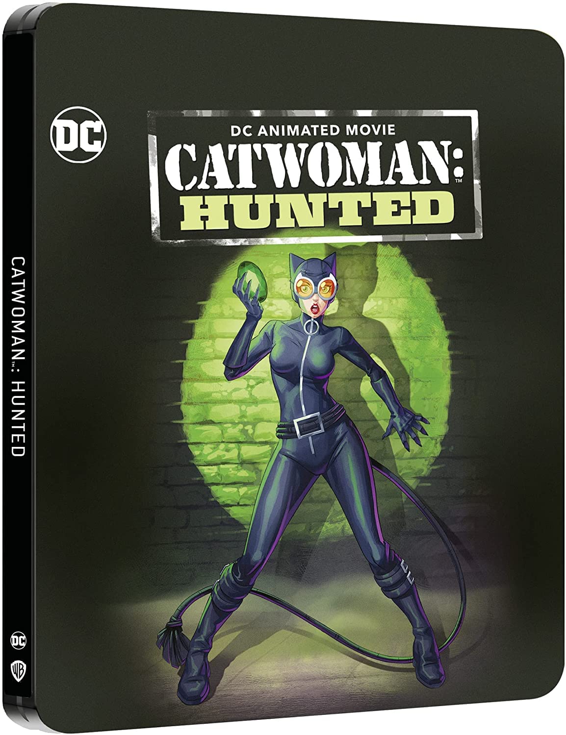 Catwoman: Hunted Limited Edition Steelbook [Blu-ray]
