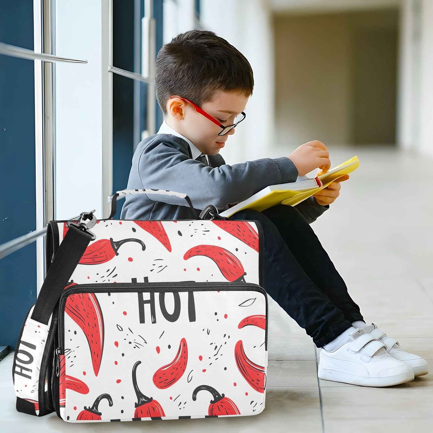 Zipper Binder Bag, Red Chili Peppers Pattern 1.5 inch 3-Ring Binder & Multiple Pockets, 500 Sheets Capacity Expanding File Folder with Shoulder Straps & Handles for School Work Office