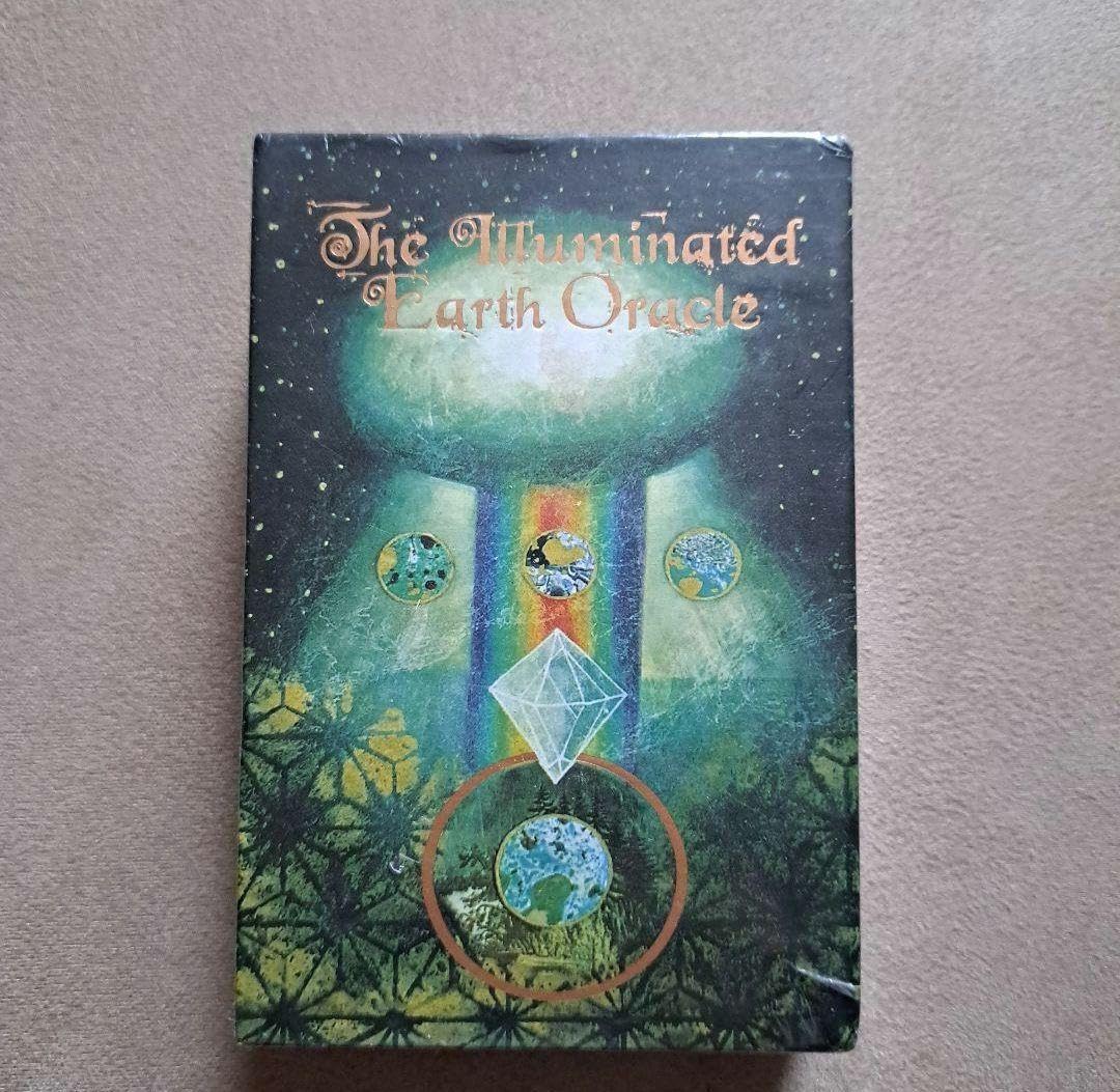 Amazon.co.jp: Illuminated Earth Oracle Card Divination