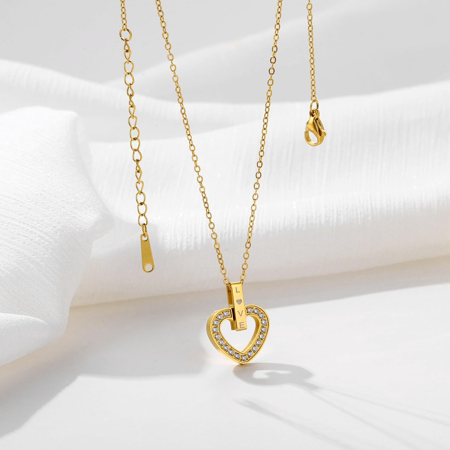 18K Heart-Shaped Necklace,Cross Pendant | Cute and Exquisite Women's Love Pendant Necklace ， Women Dainty Jewelry Valentines Day for Women Teen - Image 3