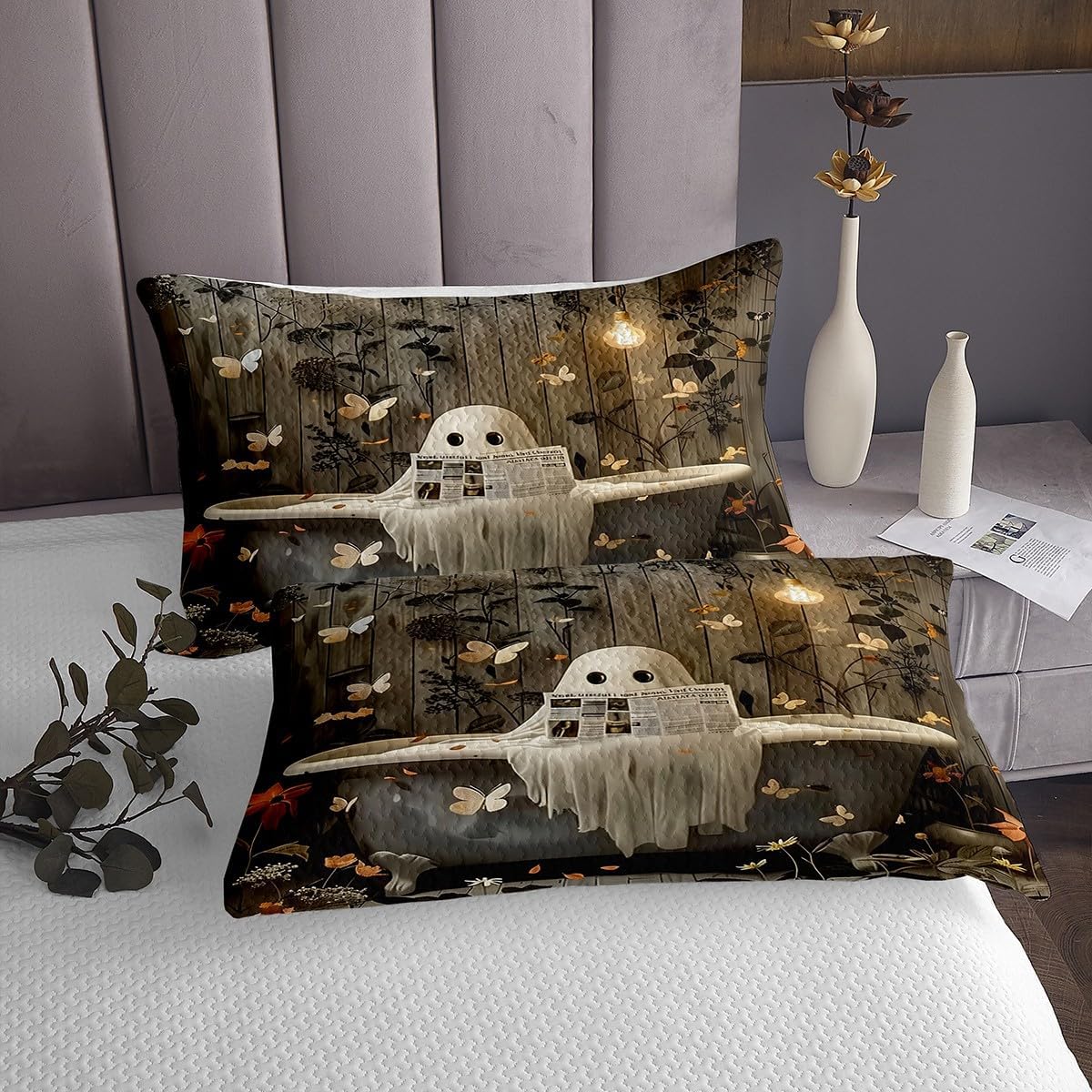 Erosebridal Funny Halloween Ghost Quilt Set Botanical Leaves Butterfly Queen Bedspread Set, Reading Newspaper Fancy Humor Ghost Coverlet Sets Vintage Gothic Quilted