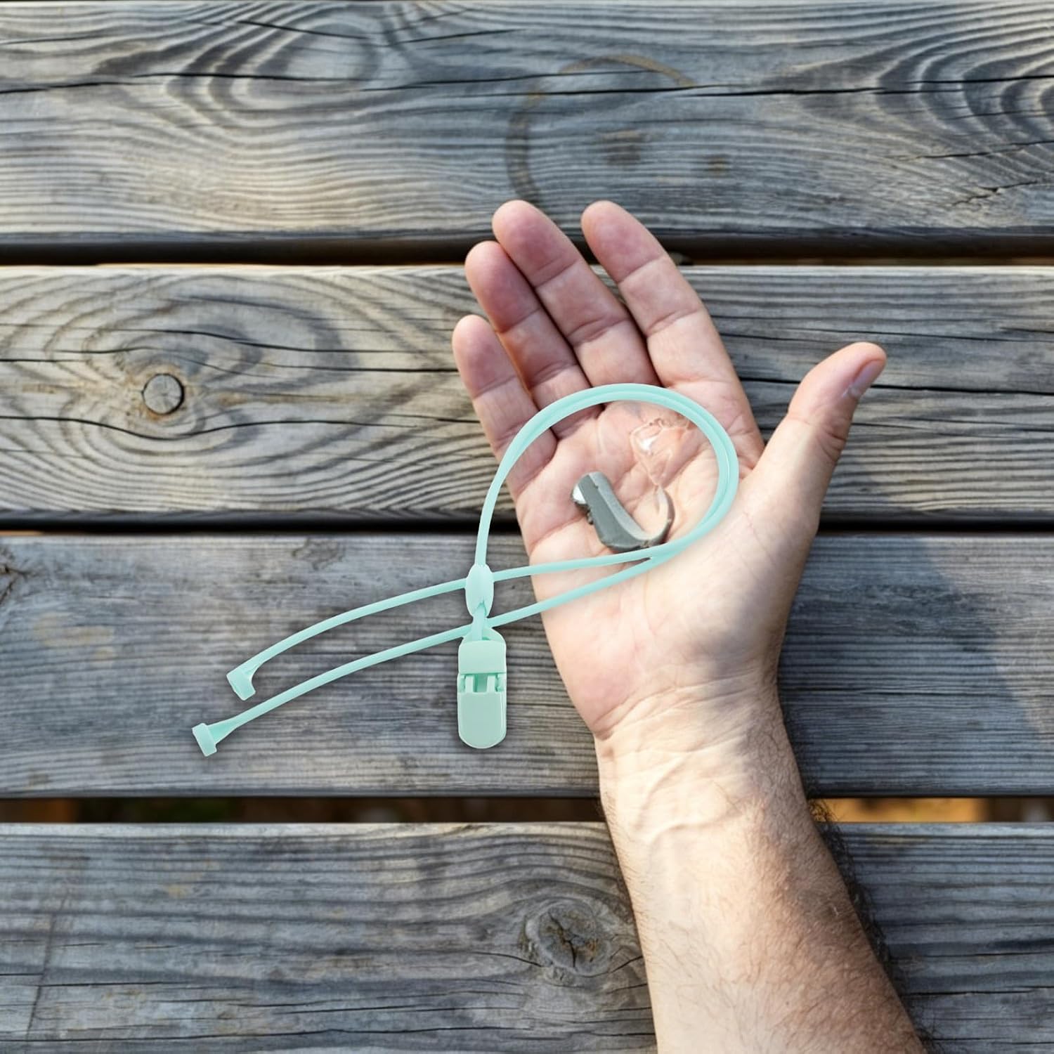 Dual Earclip Lanyard Lightweight Holder Rope Silicone for Hearing Aids with Antislip and Enhanced Stability Features for Seniors During Commuting and Sports Activities