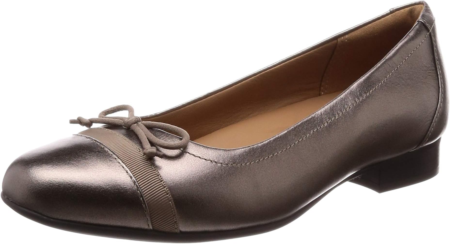Clarks Women's Un Blush Cap Pebble Metalic Leather Pumps