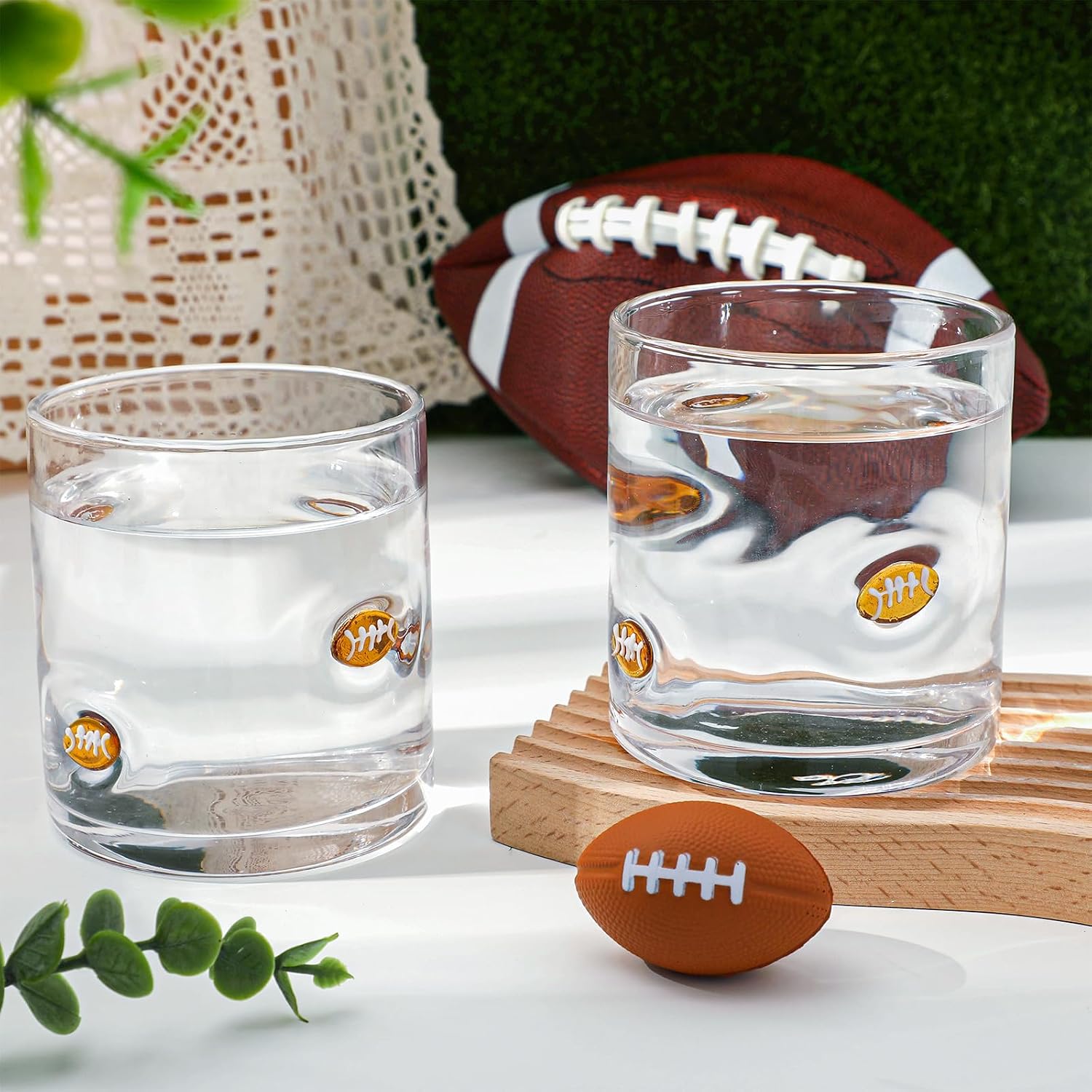JarThenaAMCS 2Pcs Football Icon Juice Glass 14 Oz Wine Glass Rugby Stemless Cocktail Drinking Cups for Home Sport Themed Party Favors Supplies