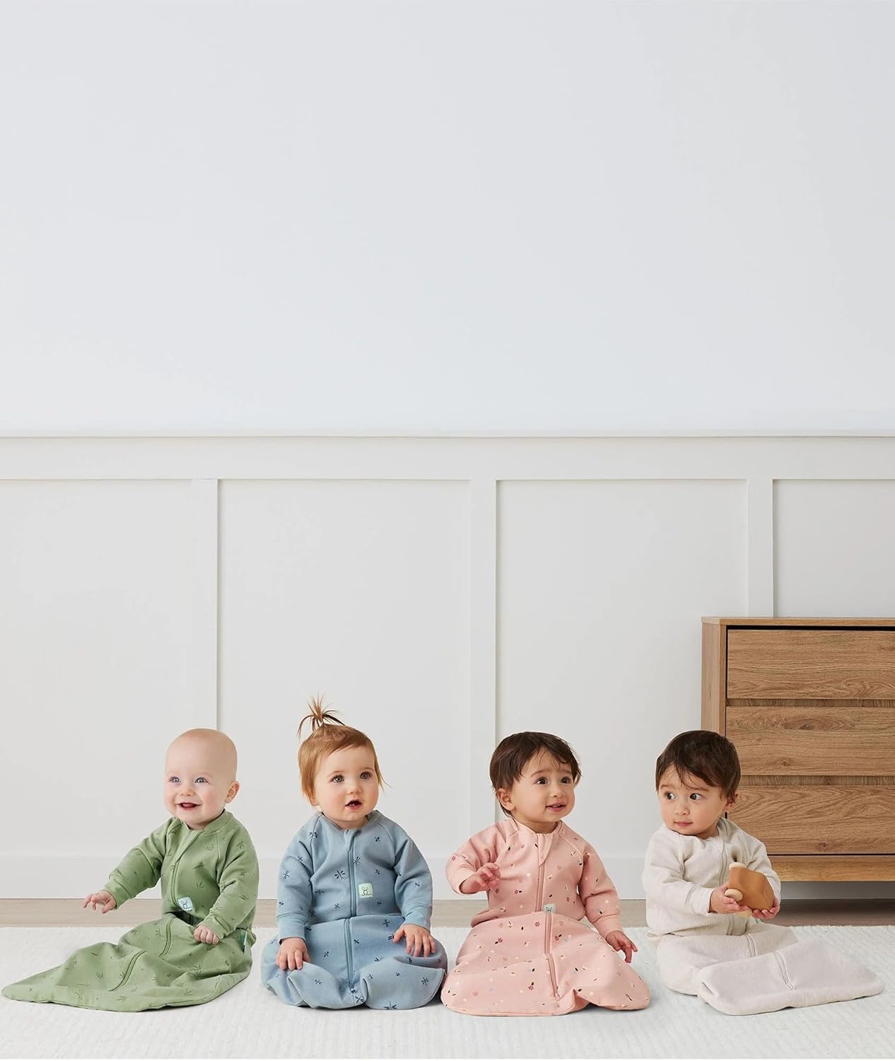 ergoPouch Jersey Sleeping Bag 3.5 TOG – Arms-Out Baby Sleep Sack, Ideal Transition from Swaddling, Slim Fit Keeps Baby Secure & Comfortable, Soft Breathable Fabric (3–12 Months, Oatmeal Marle) - Image 2