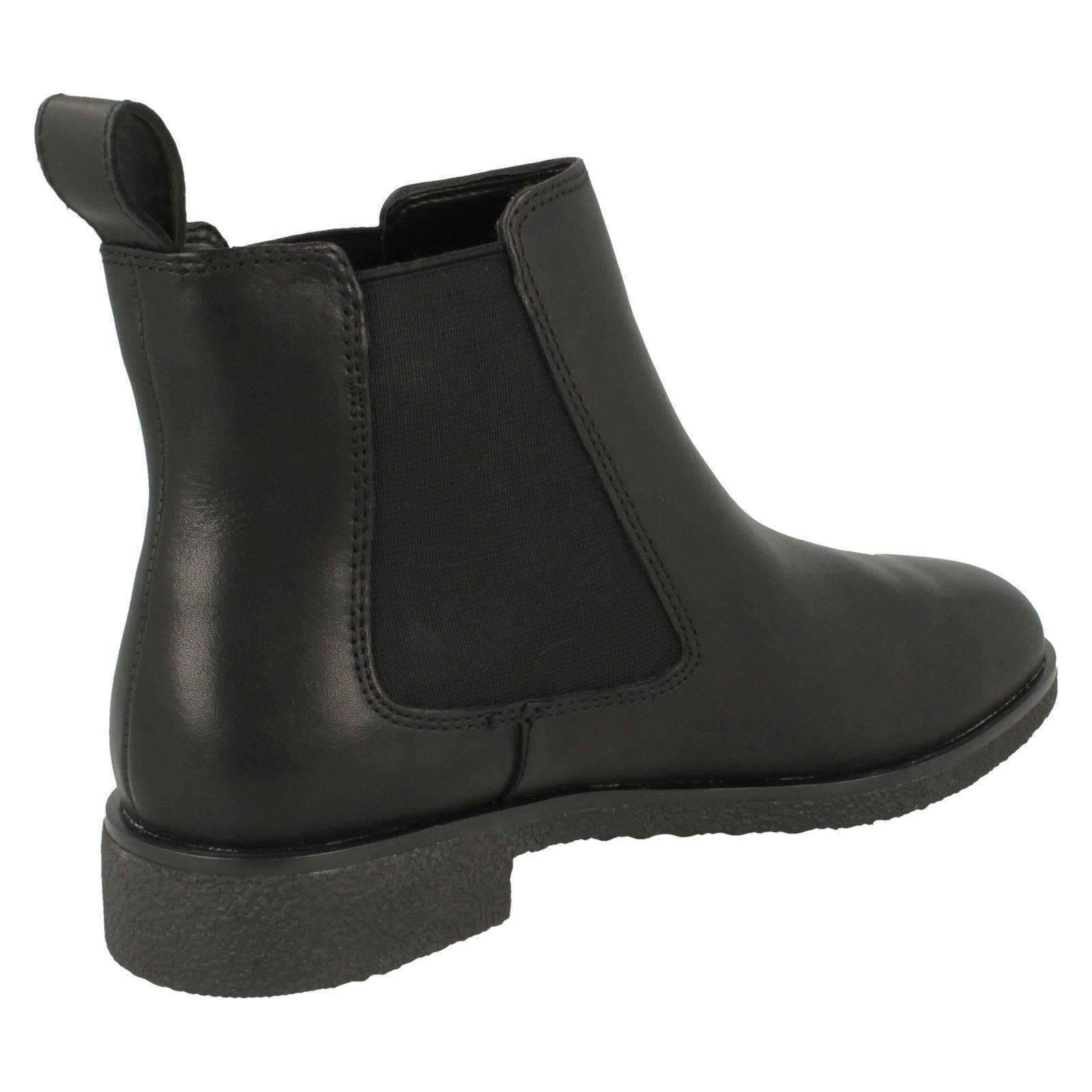 Clarkswomens Griffin Plaza Chelsea Boots Desertcart INDIA