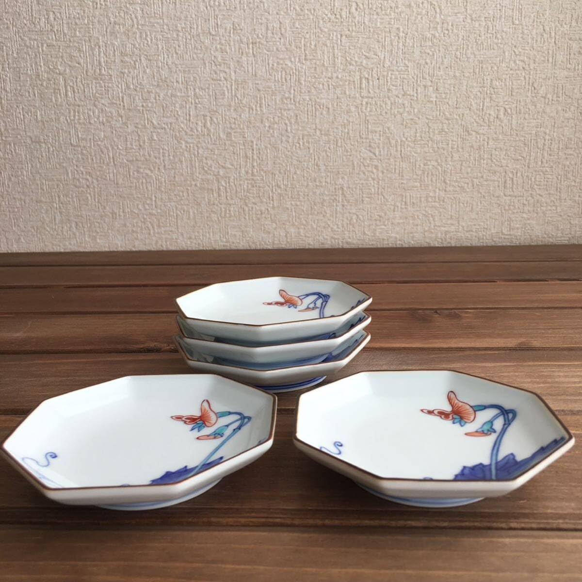 Amazon | 有田焼 辻常陸 辻製 染錦豌豆文八角小皿5枚セット 豆皿 品同 