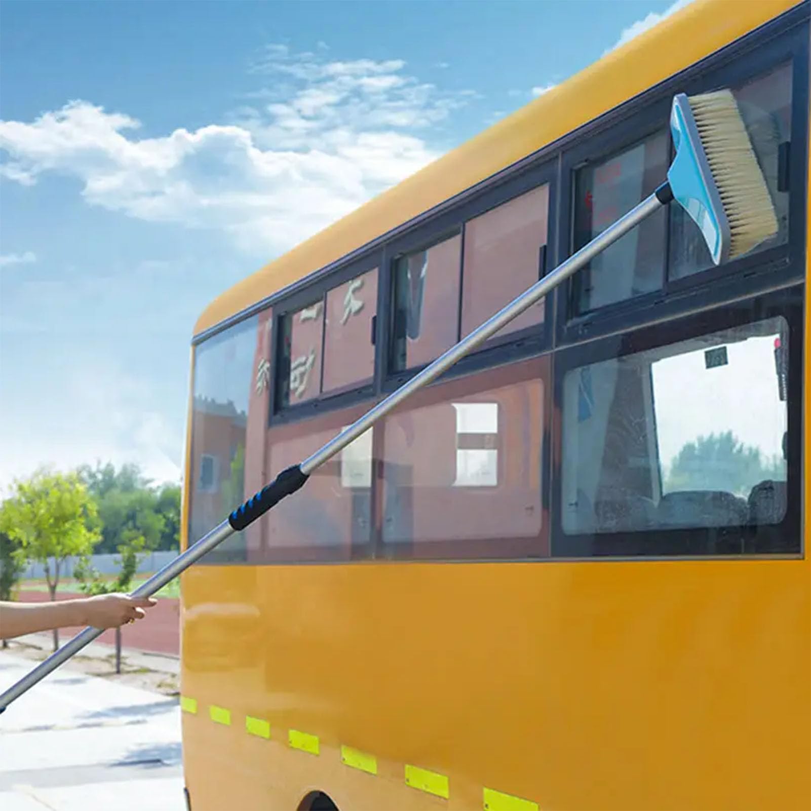 Spazzola per Lavaggio Pannelli Fotovoltaici, Kit Pulizia Pannello Fotovoltaico Con Attacco per Tubo Flessibile, Spazzola Pulizia Pannelli Fotovoltaici per Lavare Auto, Camion.