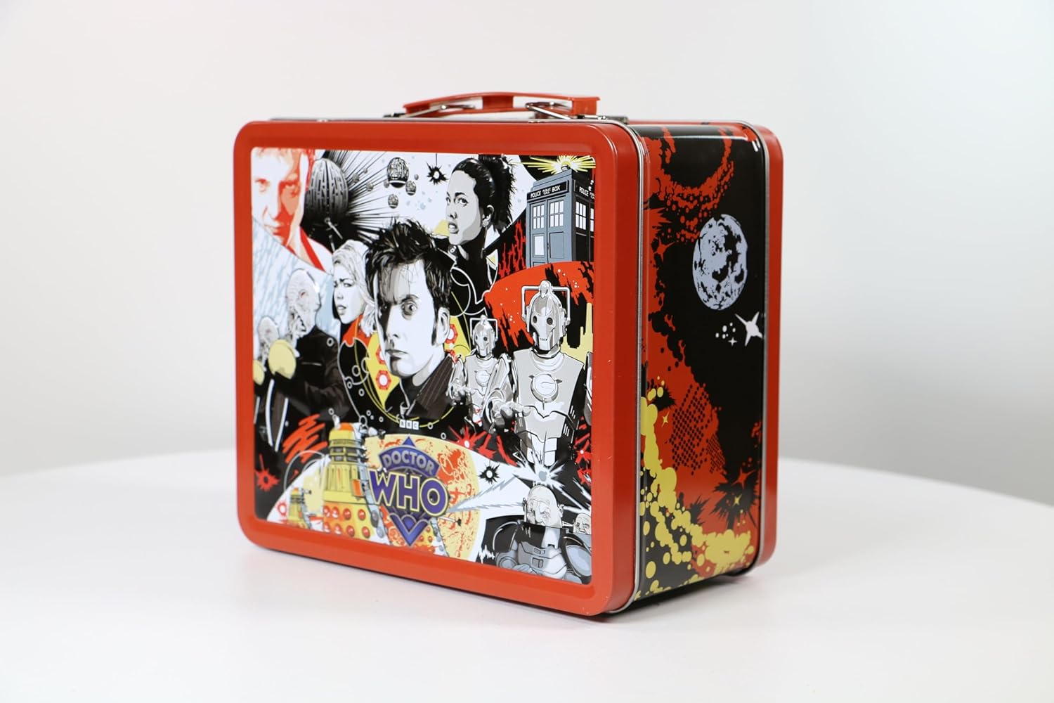 Dr. Who: The Tenth Doctor Tin Titans Previews Exclusive Lunchbox with Beverage Container - Image 2