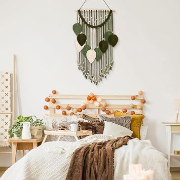 Weldomcor Macrame Wall Hanging Boho Leaf Woven Tapestry, Bohemian Chic Home Decor Modern Handmade Leaves Feather Wall Art Decorations for Bedroom Living Room Apartment Ornament (Green and White)