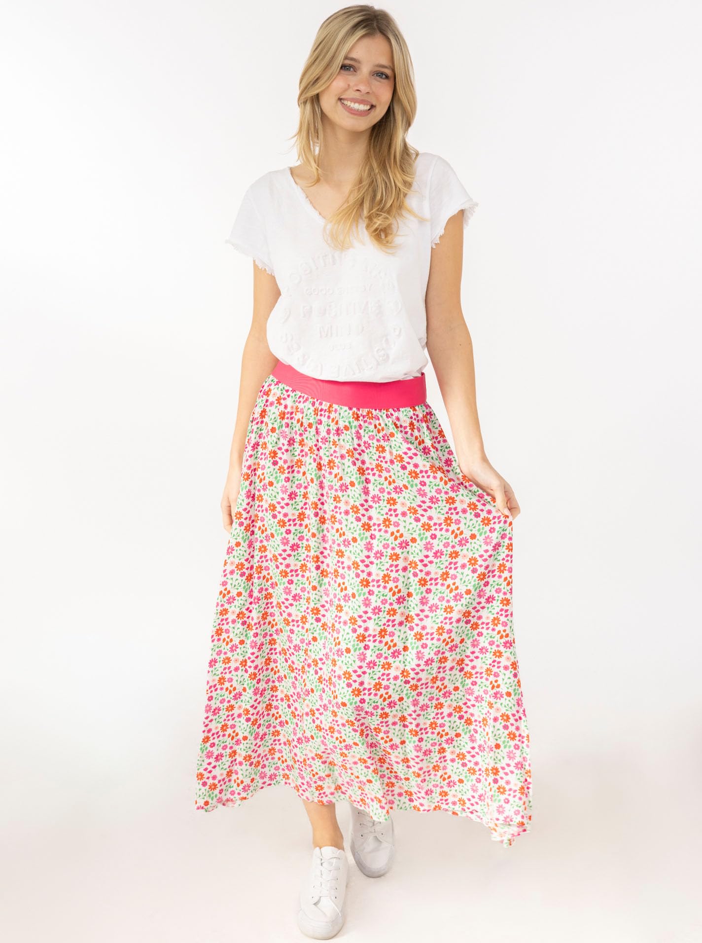 Zwillingsherz Damen Maxirock mit Blumen Allover Muster aus 100% Viskose – Langer, fließender Sommerrock mit elastischem Komfortbund – Feminisches Design für Alltag, Freizeit & Urlaub