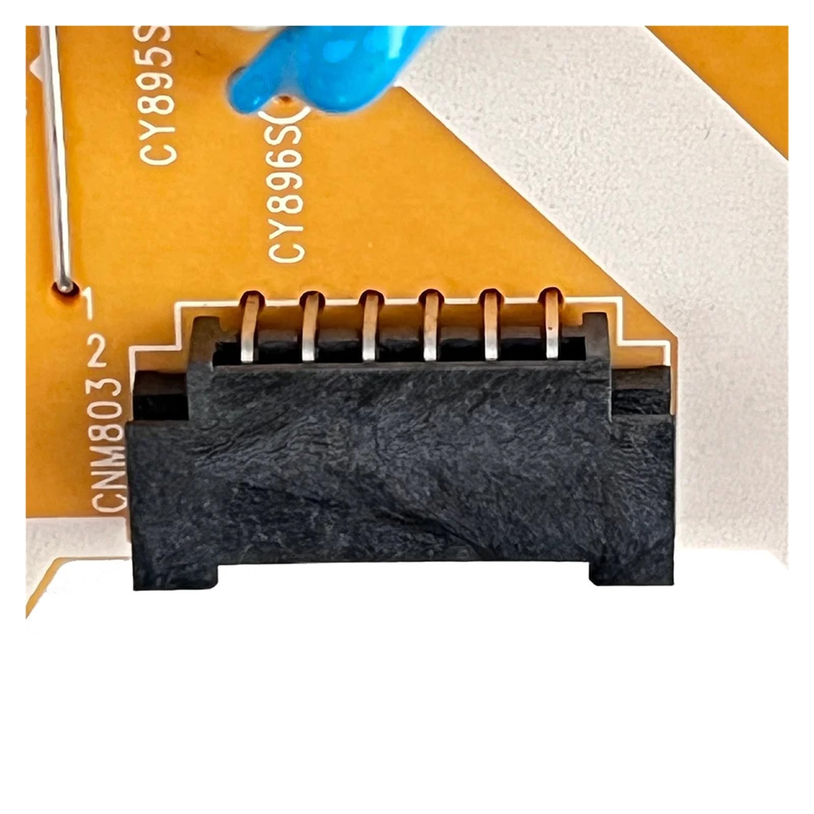 La Carte D'alimentation UE32M5520AK, UE32M5575AU, UE32M5525, UE32M5590, UE32M5500AU Et UE32M5640 Est Compatible Avec L32E1P_KPN (BN44-00869A = BN44-00869B).