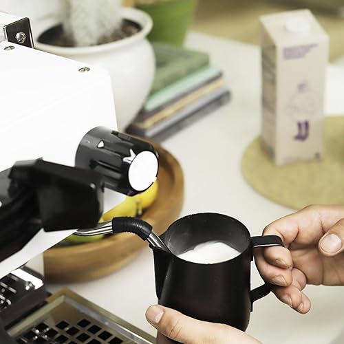 Vista 28 de Minor Figures Leche de avena Barista - Leche de avena - Leche sin lácteos para café, té y más - Cajas de cartón de 6 x 1 litro