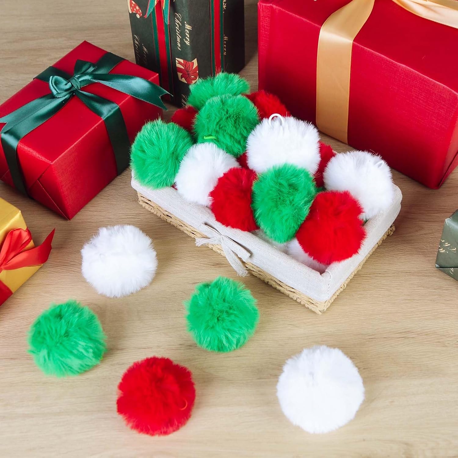 succulentlovers 2.7 IN 33PCS Christmas Yarn Pompom Balls, Large Red Green White Fuzzy Fluffy Pom Pom Balls, Big Faux Fur Pompoms Plush Puff Ball for Christmas Ornaments DIY Handmade Crafts Party Decor