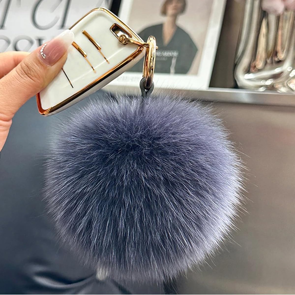 Fluffy Fur Ball Poms Keychain Luxury Pompom Keyring Accessories Bag Decoration Emo Trinket Jewelry Gifts for Women