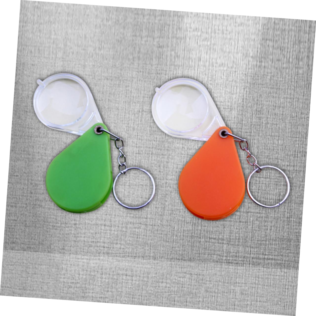 COLLBATH 2Pcs Magnifier Keychains Portable Lens Keyring Orange Green Compact Eye Loupe for Jewelry Coins Stamps and Exploration