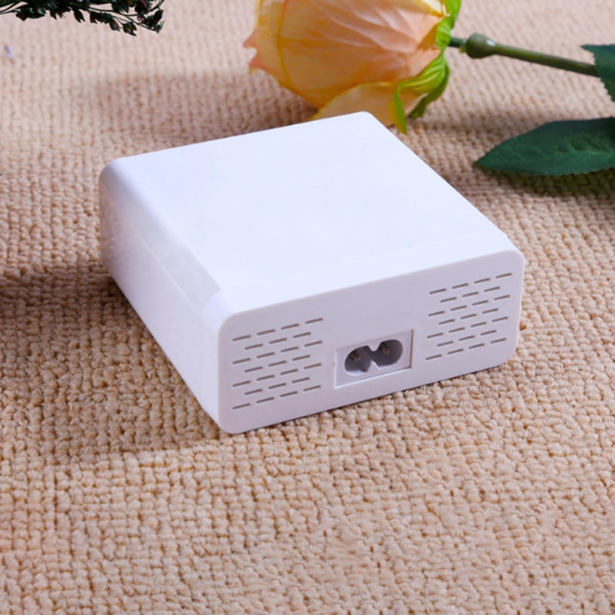 Ciieeo Stazione di Ricarica USB 6 Porte 40w Display Lcd, Protezione da Dispersione, Materiale Abs e Pc, Supporta 10 Dispositivi Digitali Contemporaneamente