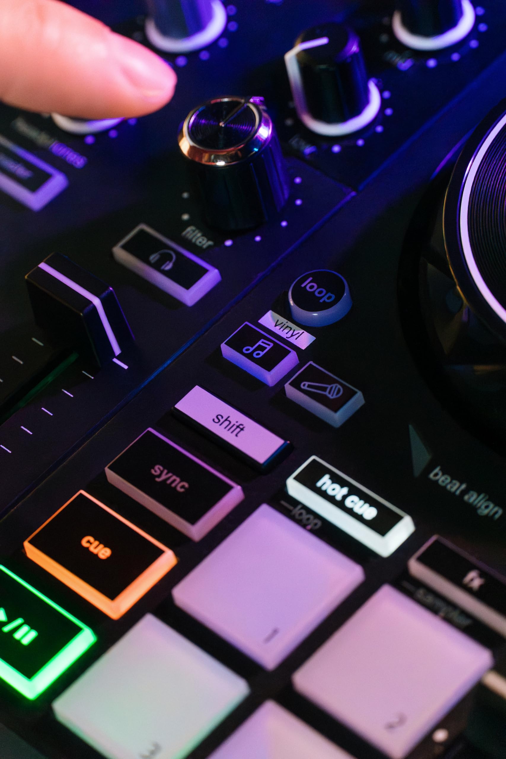 Hercules DJControl Inpulse 200 MK3 – Idealer DJ-Controller für den Einstieg ins DJing – inklusive Software und Tutorials – Streaming von Spotify und Apple Music mit Serato DJ