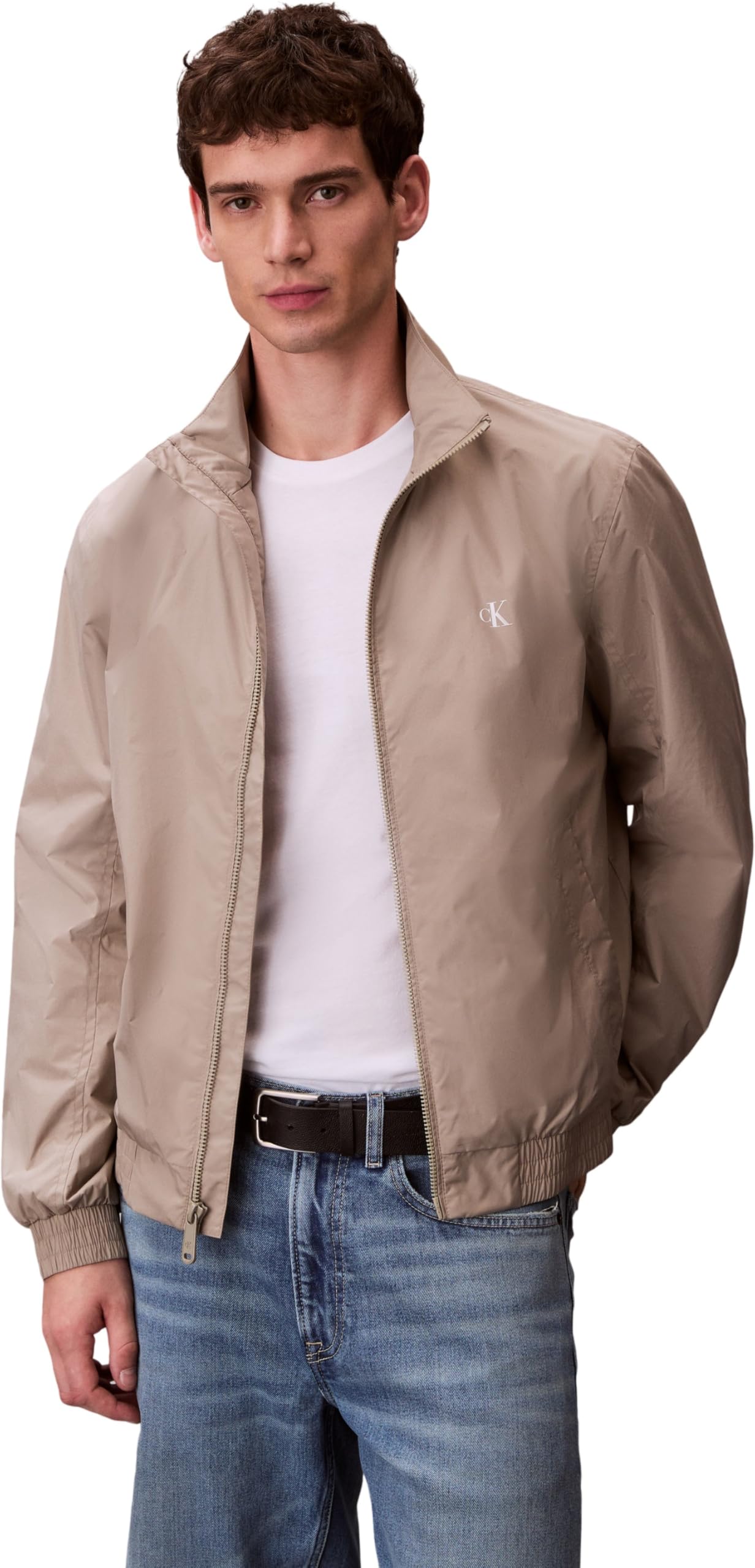 Mode von Calvin Klein & Tommy Hilfiger